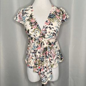 Gianni Bini floral tie front top. NWOT